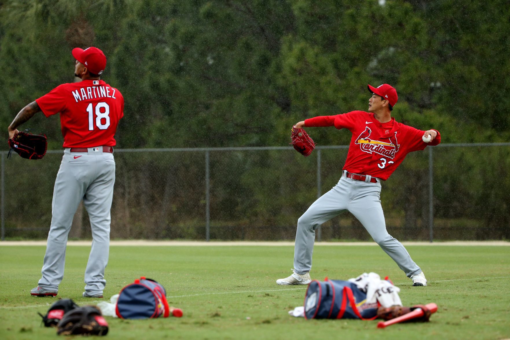 Rain shows during Saturday workout at Spring Training
